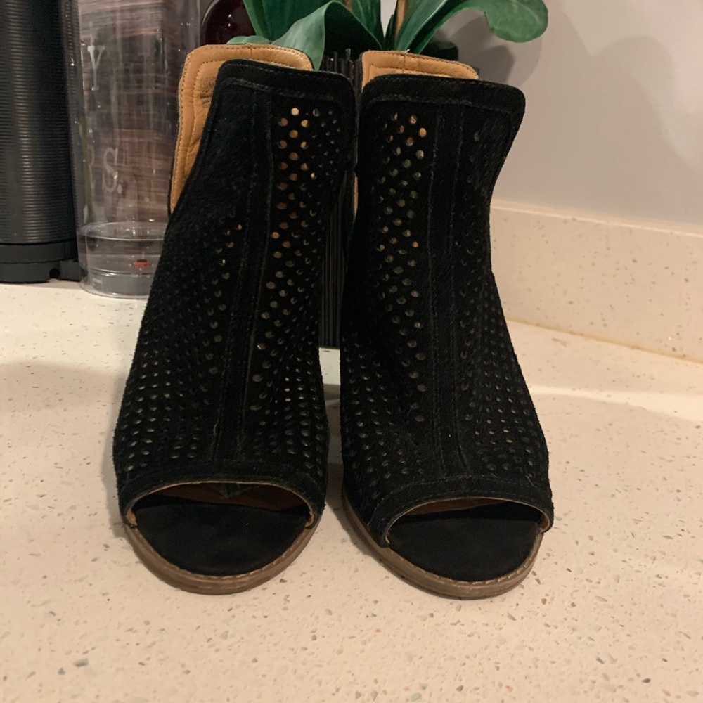 Lucky Brand Larise Bootie - Picture 7 of 8